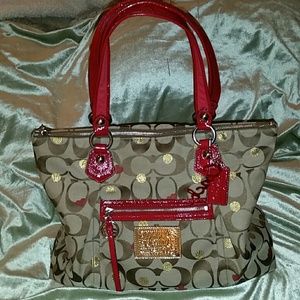 Beautiful Coach Poppy Handbag