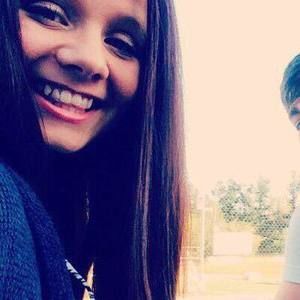 Meet your Posher, Laynie