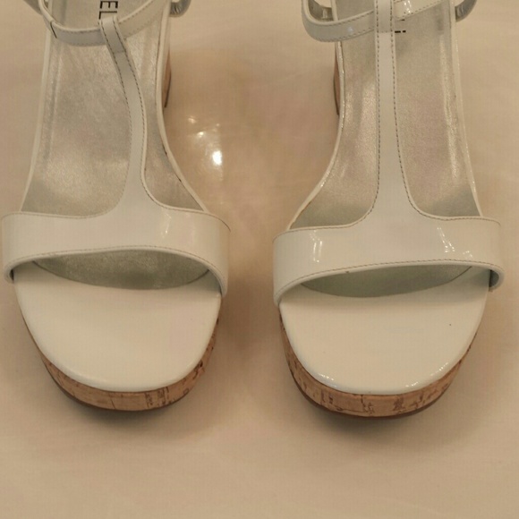 Shoes - Picture 2 of 4