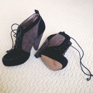 Black and grey suede booties!