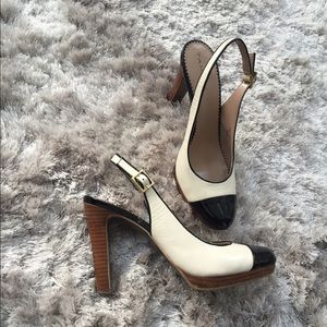 🎉 sale!! 🎉 Tahari Heels