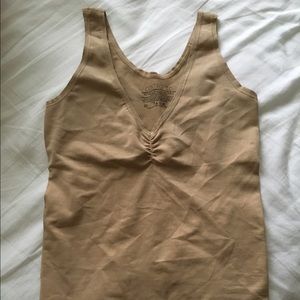 Like NEW Maidenform control top camisole