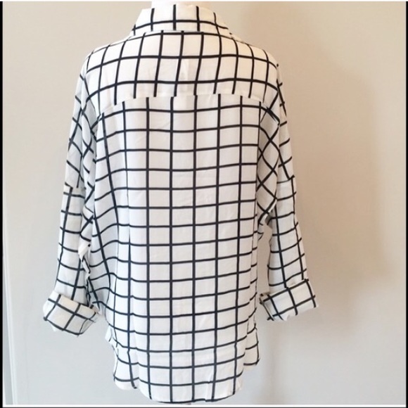 Sold out - Picture 3 of 4