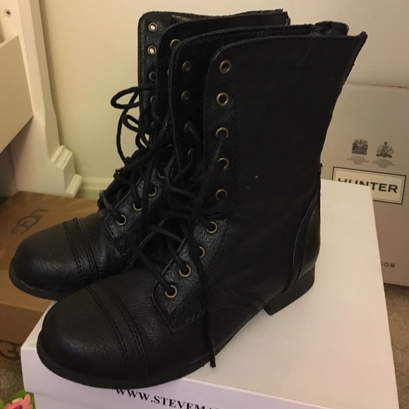 Kids shoes
