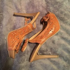 ❤️ LC Heels ❤️