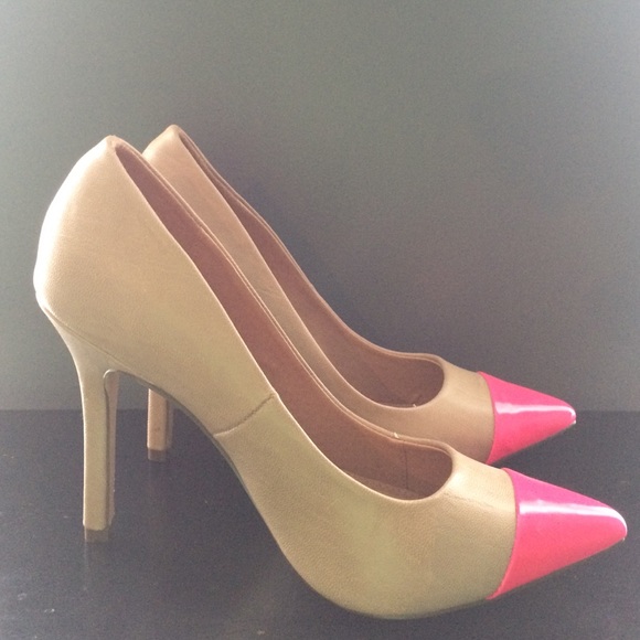 Mini nude heels with hot pink toe accent