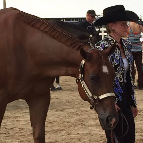 Meet your Posher, Ashley