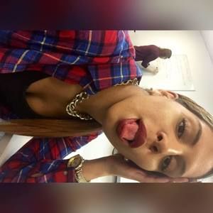 Meet your Posher, Karina