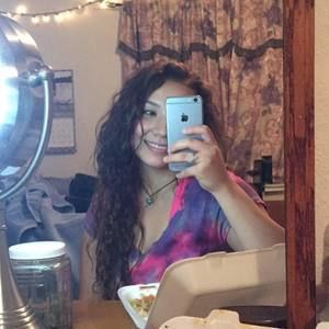 Meet your Posher, Adrianna