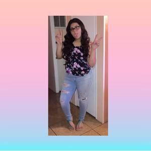 Meet your Posher, Jennifer