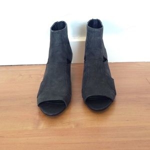Nwob franco Sarto open toe booties black leather