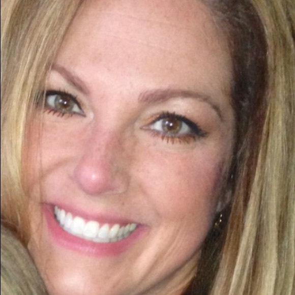 Meet your Posher, Mary ellis - Picture 1 of 1