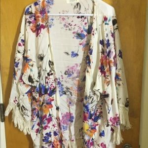 Boutique style Kimono size xlarge