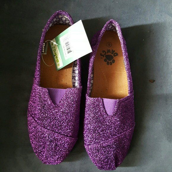 Purple sparkling shoes
