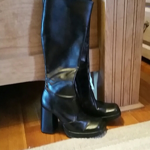 Sale~ Platform boots
