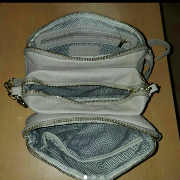 Steve madden crossbody - Picture 3 of 4