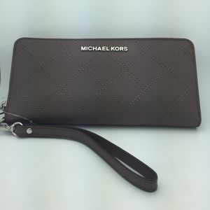 Michael Kors Wallet/Wristlet