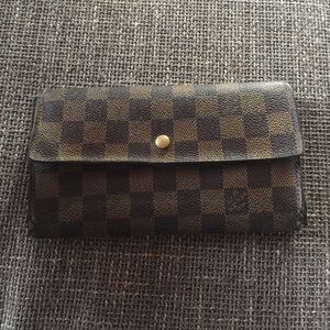 Authentic Louis Vuitton wallet