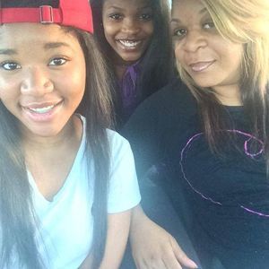 Meet your Posher, Lanesia