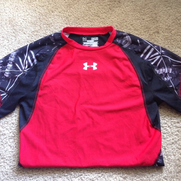 UnderArmour Heat Gear top