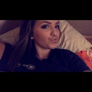 Meet your Posher, Macie