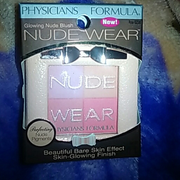 Blush - Picture 1 of 1