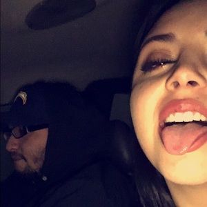 Meet your Posher, Marissa