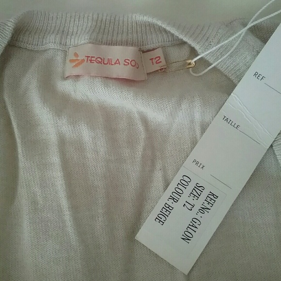 Final Price  3/4 Sleeves  Sweater - Picture 3 of 3