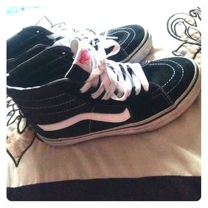 Vans high top skater