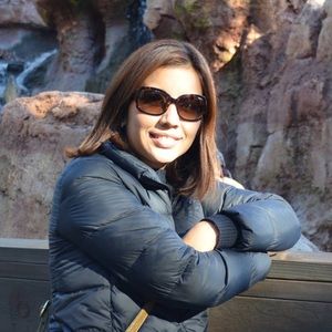 Meet your Posher, Lina