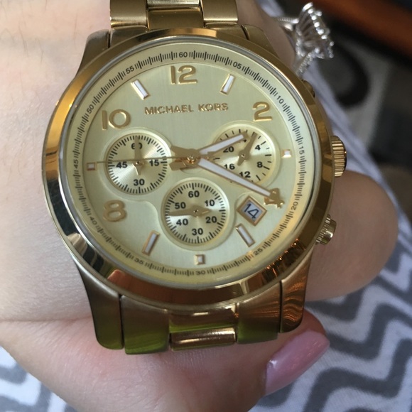 Gold Michael Kors Watch Sold on eBay! - Picture 1 of 3