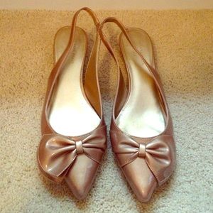 Anne Klein slingback point toe kitten heels