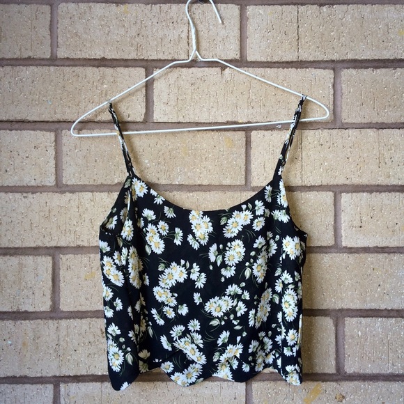 NWOT L.A. Hearts Daisy Crop Top - Picture 2 of 4
