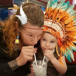 Meet your Posher, Lee