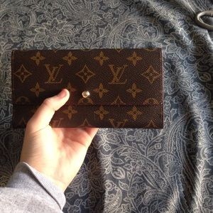 LV wallet