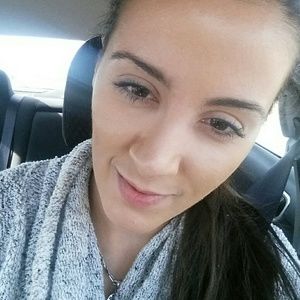 Meet your Posher, Dilyana