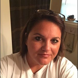 Meet your Posher, Valerie