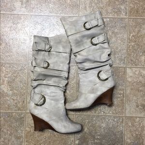 CUTE Wedge Boots