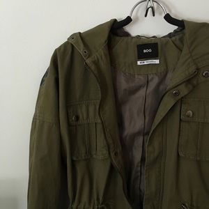 BDG Surplus Parka W/ Flag Design