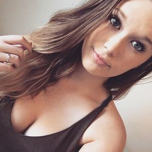 Meet your Posher, Kaitlyn