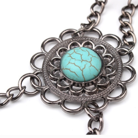 Leaf turquoise statement necklace - Picture 4 of 4