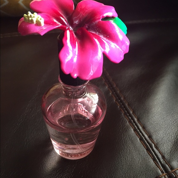 Hollister perfume