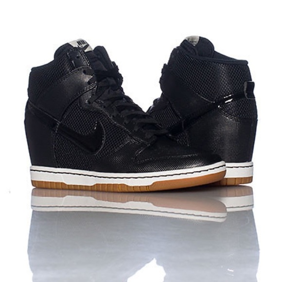 nike sneaker wedges