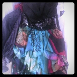 Size 8 above the knee dress! Worn once!