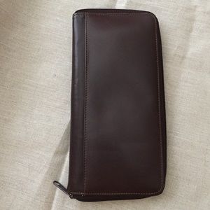 Super Soft Genuine Leather Travelers Wallet
