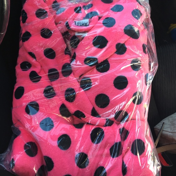 PINK by Victoria Secret Robe