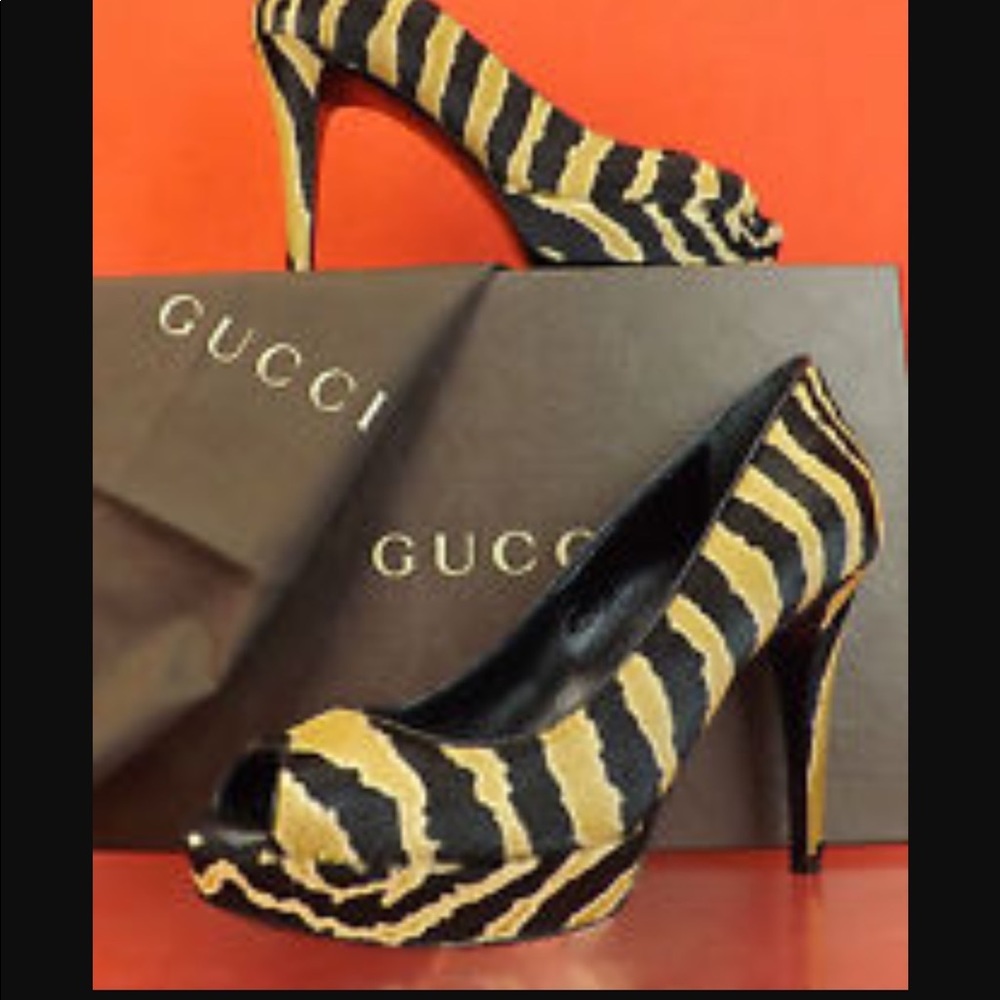 Gucci hair calf shoes 7.5