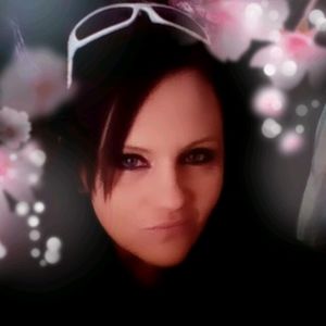 Meet your Posher, Felicia