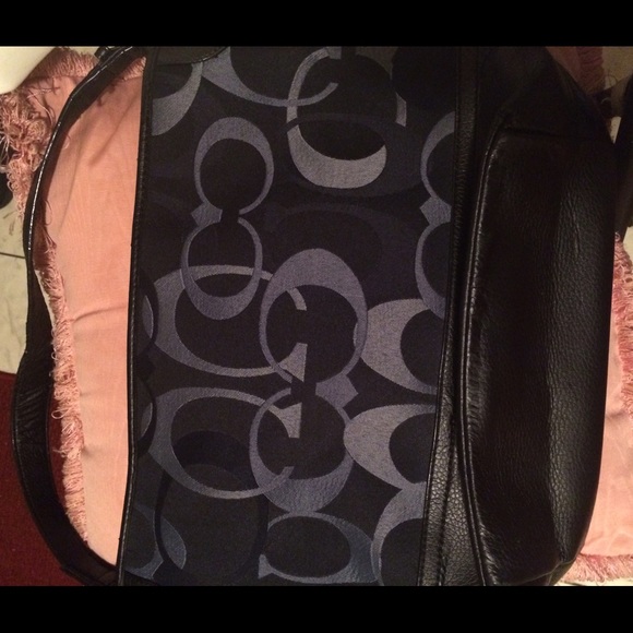 Coach - Picture 2 of 3