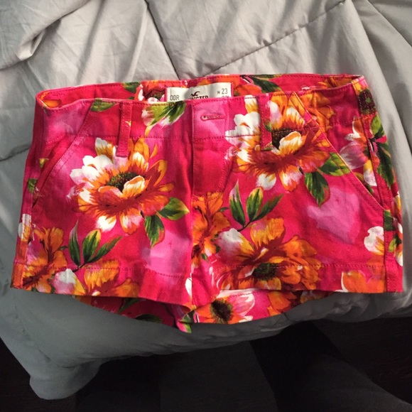 Hawaiian pink hollister shorts